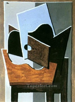 Guitare sur une table 1920 Cubism Oil Paintings